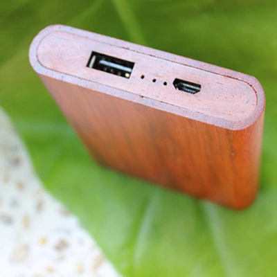 Factory Sell Bamboo Wood Portable Travel Mobile Power Bank 2600mAh 5V 2.1A Output Fast Rechargeable Treasure OEM ODM